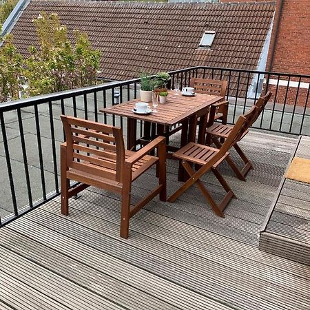 Charmante Ferienwohnung Mit Terrasse Im Herzen Von Norden Buitenkant foto